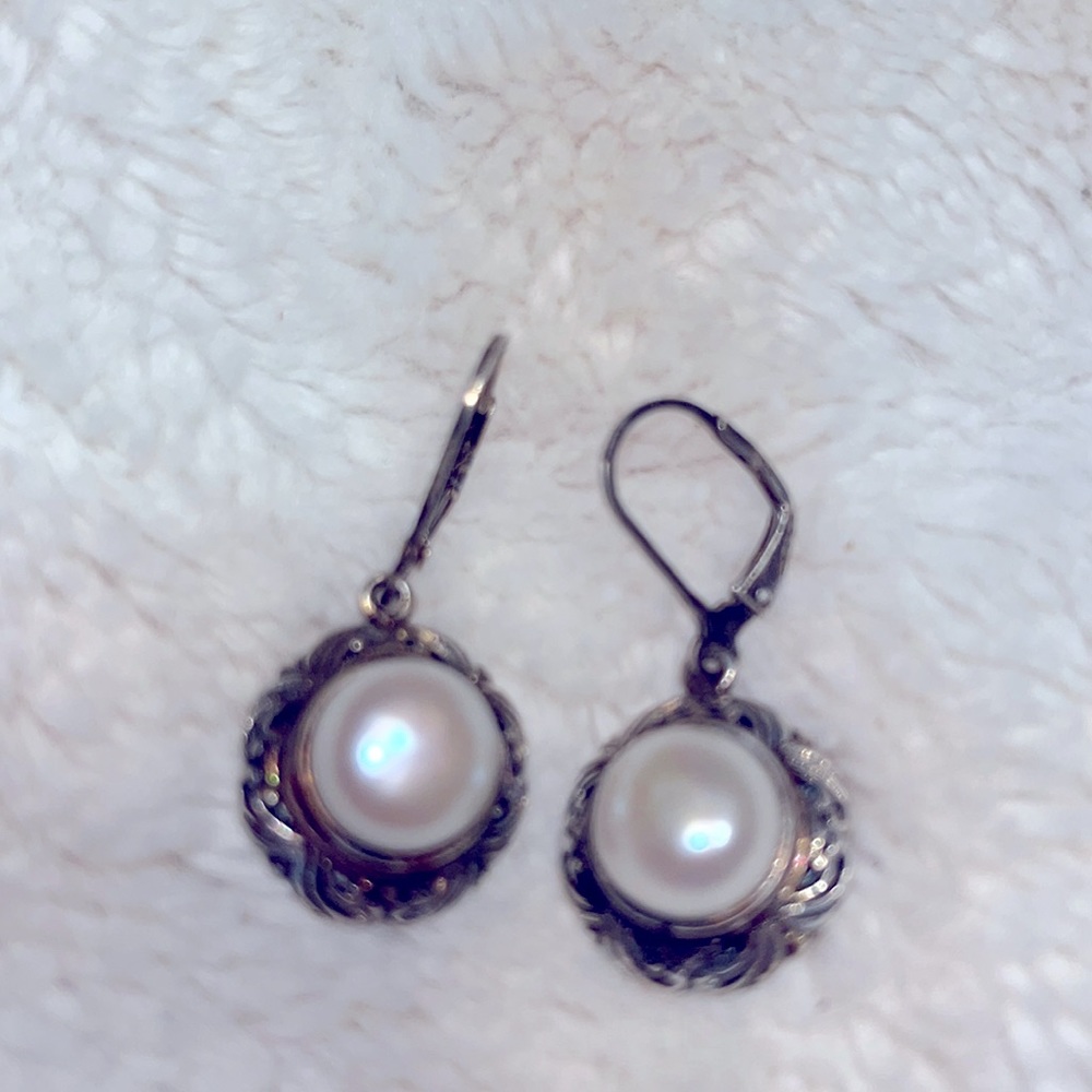 Cultured Freshwater Pearl Drop Earrings